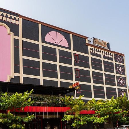 Reddoorz Plus Near Chadstone Mall Bekasi Exterior photo